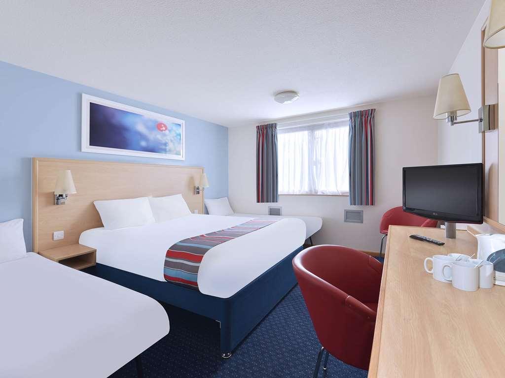 Travelodge Carlisle Todhills Kamer foto